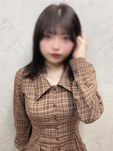 みさ 渋谷くいーんず（素人専門ホテヘル＆デリヘル）