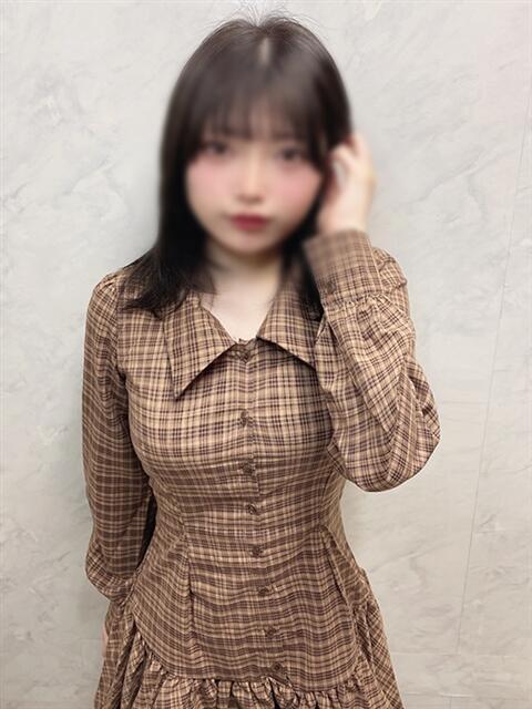 みさ 渋谷くいーんず（素人専門ホテヘル＆デリヘル）