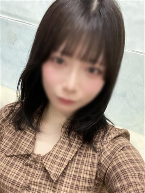 みさ 渋谷くいーんず（素人専門ホテヘル＆デリヘル）