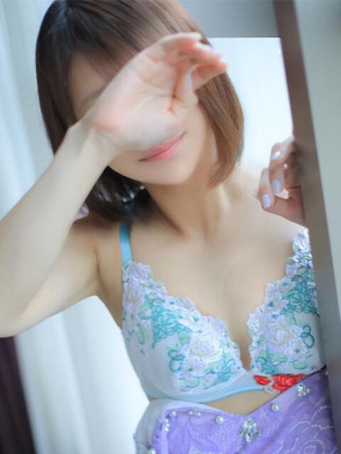 みさき　官能的な雰囲気漂う美妻 CELEB FACE NAKASU（人妻ソープランド）