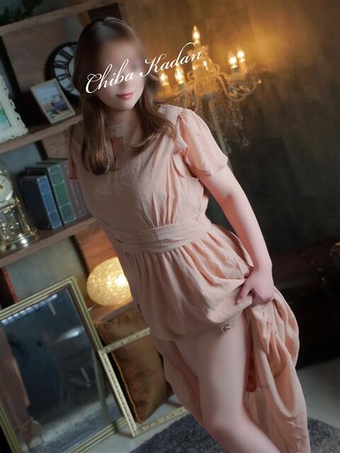 りり 千葉人妻花壇（人妻デリヘル）