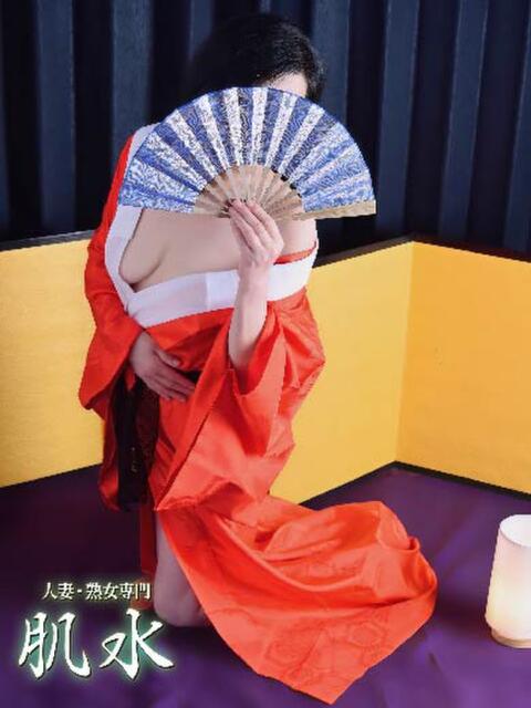 さゆり 肌水(熟女デリヘル)