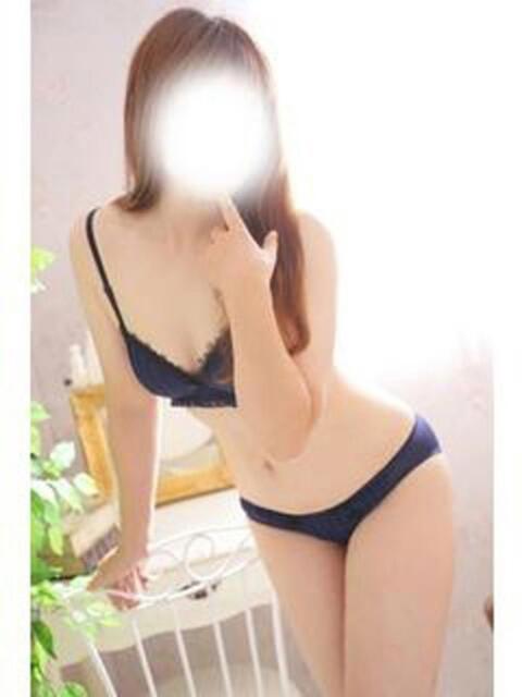 新人Mrs.桜 禁断のMrs.CLUB（人妻デリヘル）