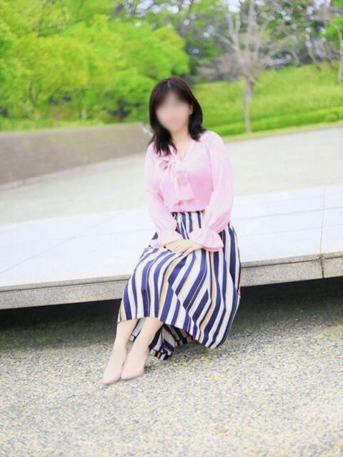 出久 ひな こあくまな熟女たち姫路店（KOAKUMAグループ）（人妻・熟女デリヘル）