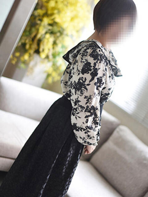 千波(ちなみ) 人妻出逢い会 百合の園 山の手本店（人妻系デリヘル）