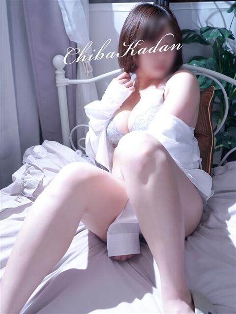 あやめ 千葉人妻花壇（人妻デリヘル）