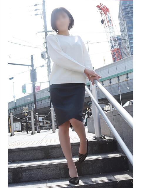 みほ 奥鉄オクテツ大阪（駅待ち合わせ型人妻デリヘル）