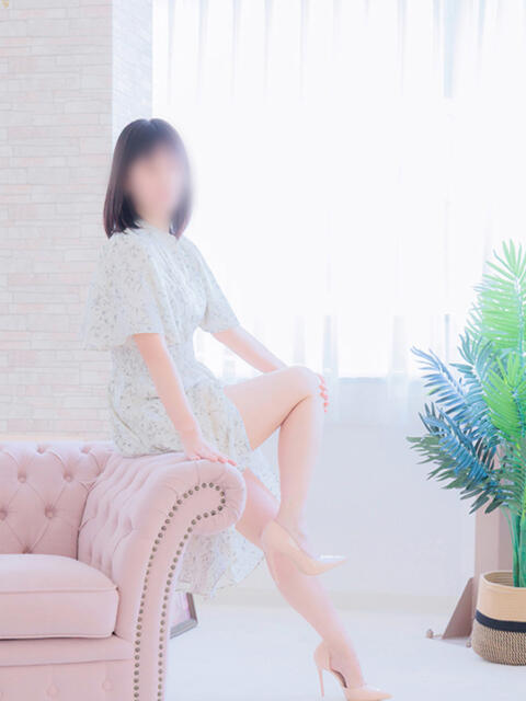 ひな 奥様の実話 梅田店（人妻ホテヘル）