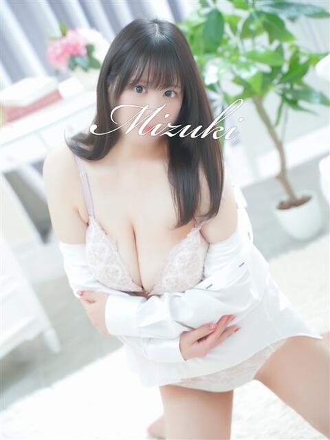 みずき 西船人妻花壇（人妻デリヘル）