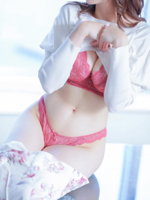新人・京佳(きょうか) グランドオペラ東京（高級デリヘル）