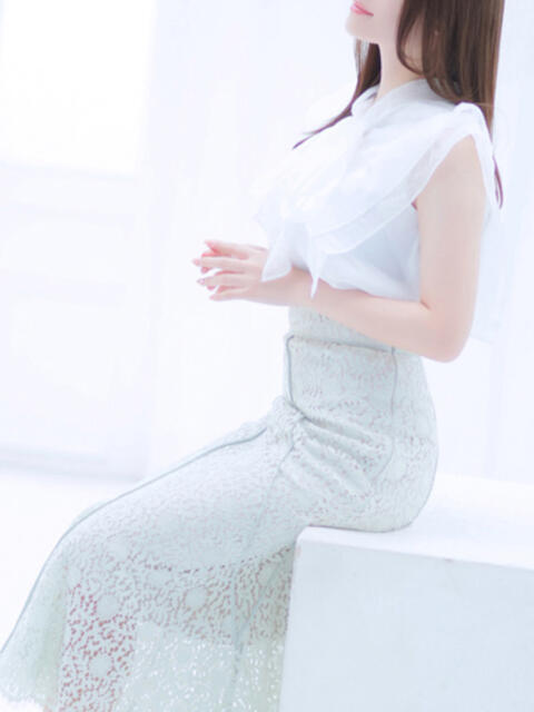 新人・純菜(じゅんな) グランドオペラ東京（高級デリヘル）