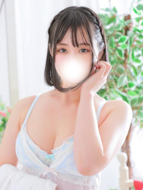 めぐみ 白いぽっちゃりさん（ぽっちゃり専門ホテヘル）