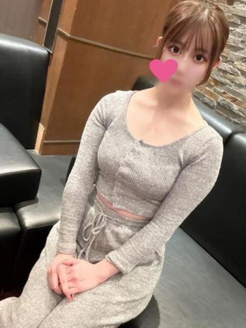 小川ちゃみ　地下ドル出身美少女 ファーストクラス ルビー（ソープランド）