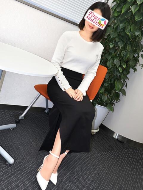 華月 東京人妻フォーシーズンズ（人妻・熟女待ち合わせデリヘル）