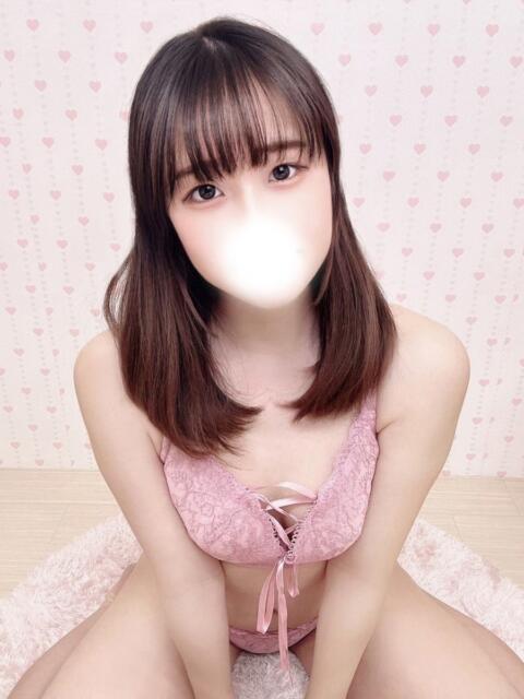 南澤るう 全裸にされた女たちor欲しがり痴漢電車（ホテヘル）