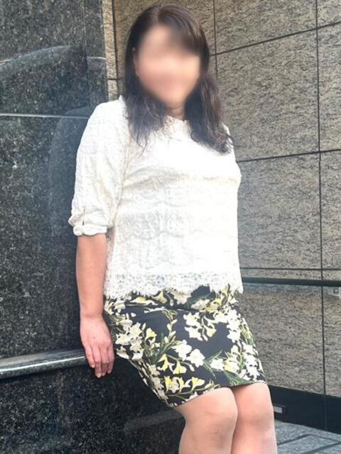 こなつ 新宿・新大久保おかあさん（熟女デリヘル）