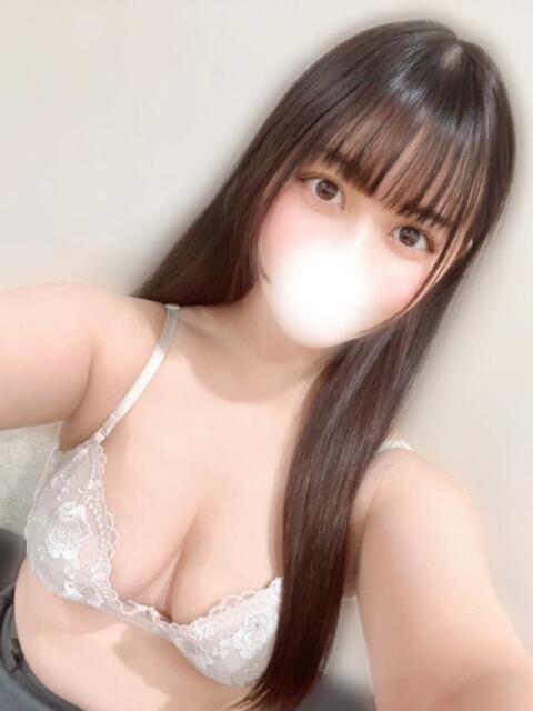 篠田なのは 全裸にされた女たちor欲しがり痴漢電車（ホテヘル）