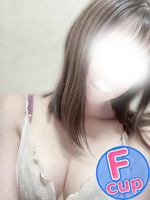 もも 君とふわふわプリンセスin立川（ぽっちゃりデリヘル）