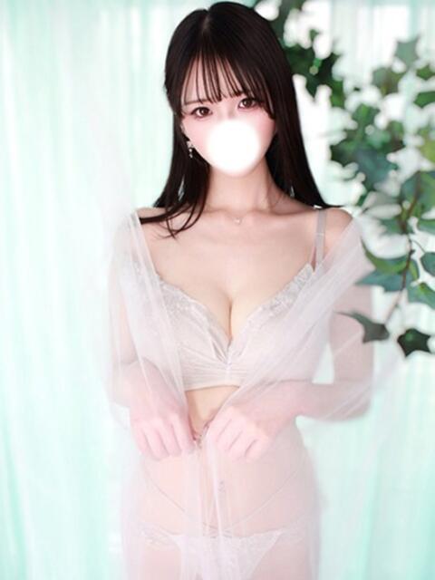 月森まあや【衝撃デビュー作】 Club Rosa(ホテヘル&デリヘル)