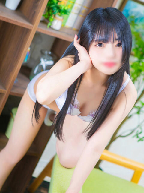 かのん S級美女専門　ロイヤルリング（デリヘル）