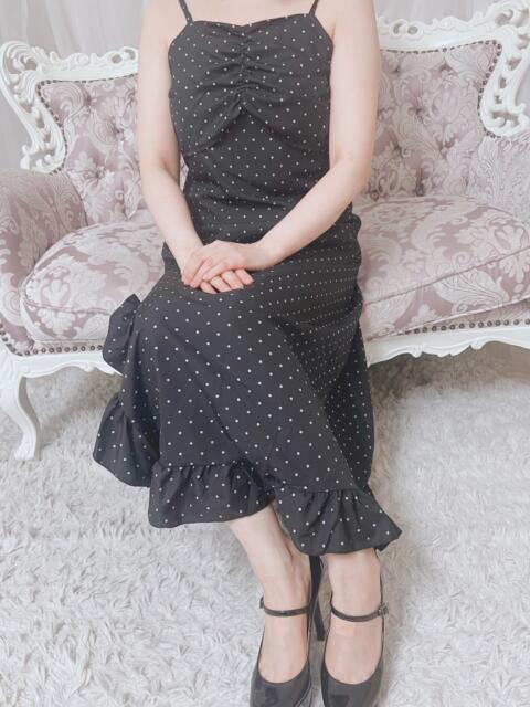 まゆ VIVIDCREWマダムセカンドバージン 梅田店（2ショットキャバクラ）