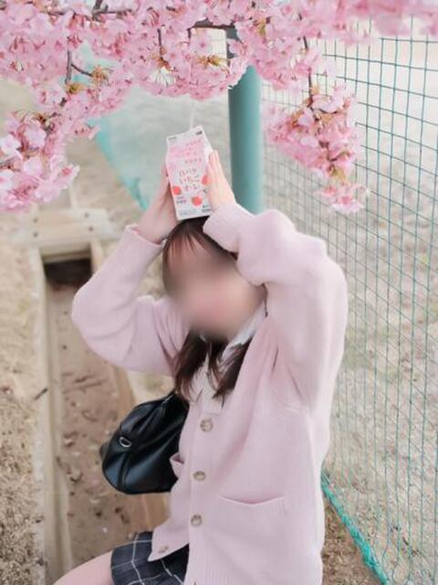 天羽さら【新入生】 素人専門キラキラ学園（学園系デリヘル）