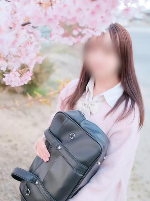 天羽さら【新入生】 素人専門キラキラ学園（学園系デリヘル）