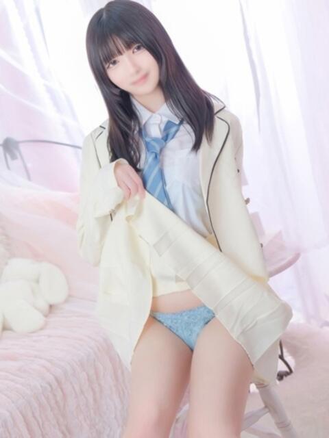 かなた E+アイドルスクール新宿・歌舞伎町店（デリヘル）