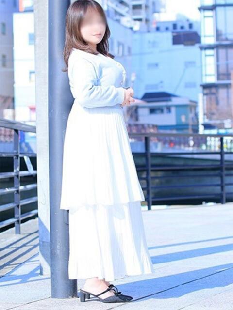 まなみ CELEB FACE FUKUOKA（人妻デリヘル）