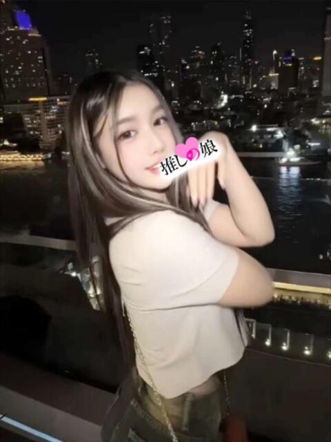 レイカ 推しの娘（アジアンデリヘル）