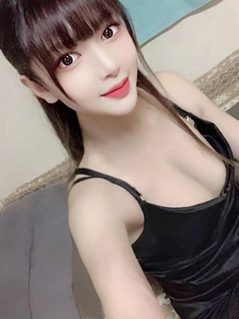 ロビン 巨乳CLUBミルク（アジアンデリヘル）