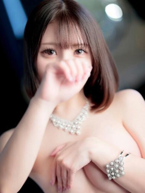 みみ　洗練された美しさを持つ美女 ROYAL FACE（ソープランド）