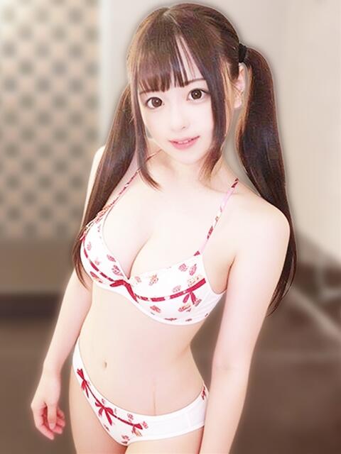 大神すずめ ド淫乱セレブ妻（人妻系デリヘル）