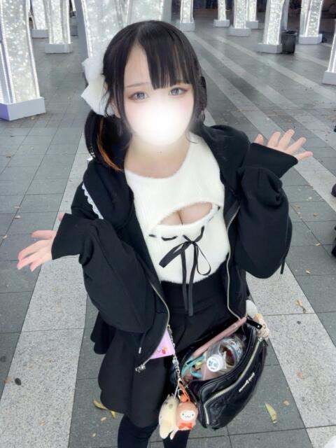 みき 舐めたくてグループ～君とサプライズ学園～越谷校（デリヘル）