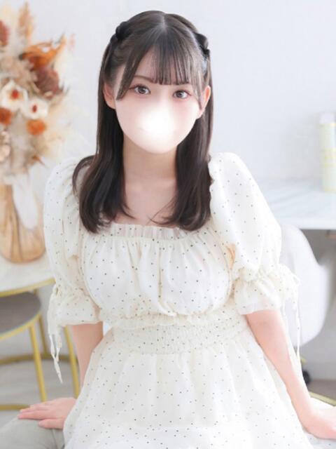 あすな★Hカップ乃木坂系美少女 Chloe五反田本店　S級素人清楚系デリヘル（デリヘル）