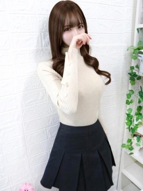 なち 見学娘（オナクラ・手コキ）