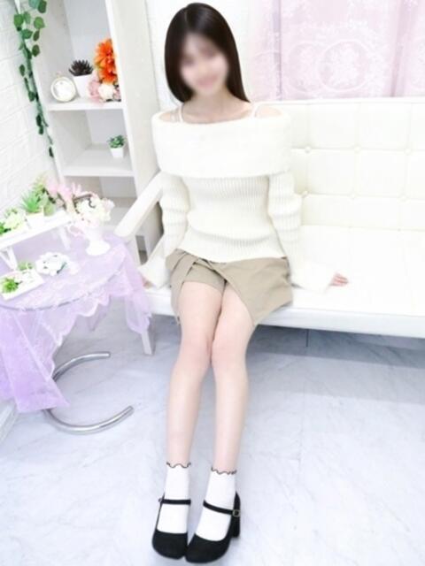 はつみ 見学娘（オナクラ・手コキ）