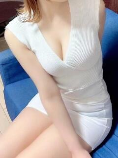 彩葉-いろは- Mrs.Gold Tiara-ミセスゴールドティアラ-（京橋/メンズエステ）