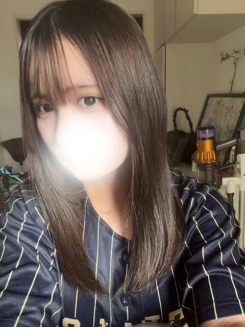 あむ★完全未経験の激カワ美少女 かりゆしOLの秘密【20代沖縄美女多数在籍-デリヘル×ヌードエステ】（性感エステ＆デリヘル）