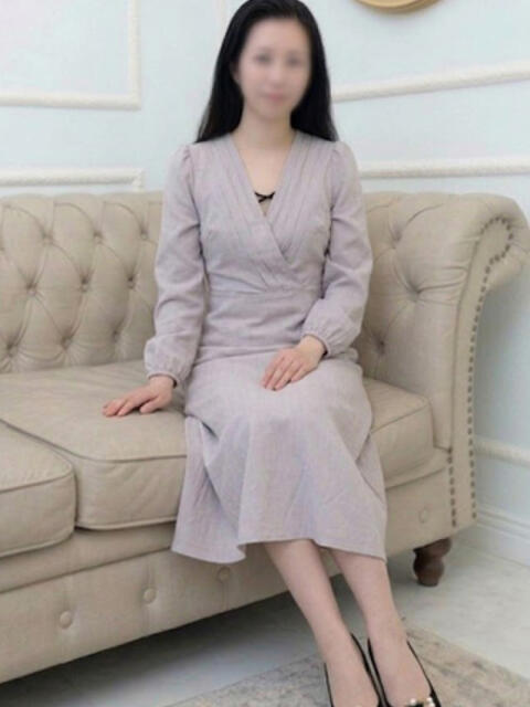 なつみ ご奉仕奥様倶楽部(人妻・熟女デリヘル)