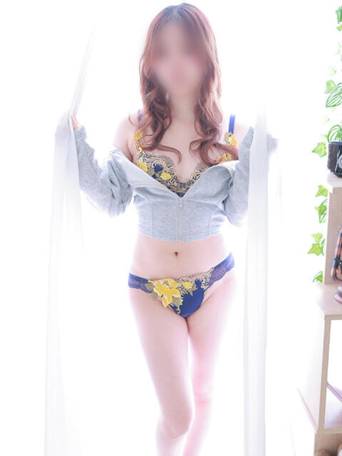 えみ リッチドールフェミニン（ファッションヘルス）