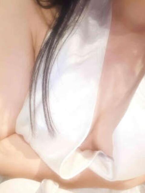 なつみ エマニエル秋葉原（セクキャバ）