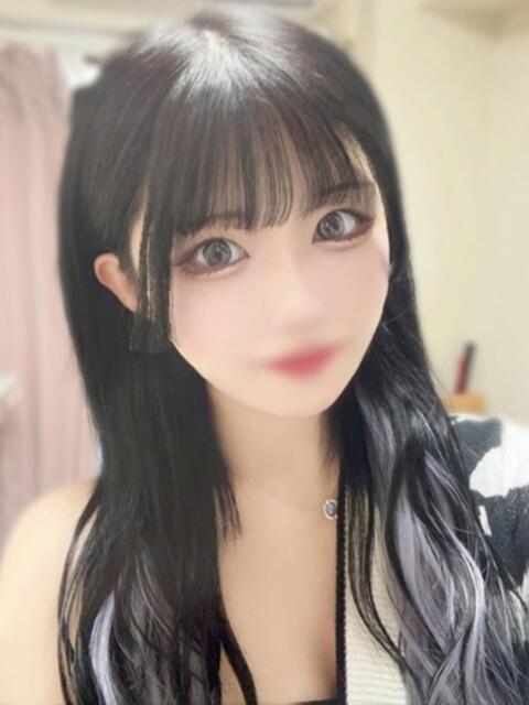 りのん E+アイドルスクール　大阪・日本橋店（デリヘル）