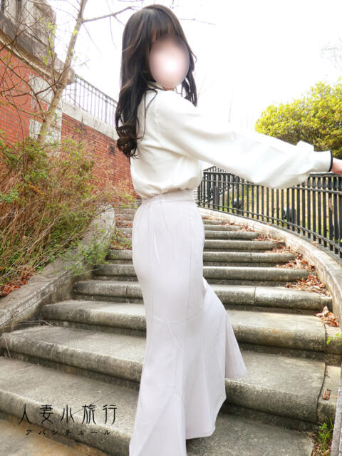 みり 人妻小旅行（人妻系デリヘル）