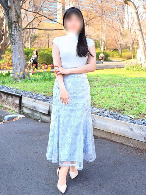 琴子 東京人妻フォーシーズンズ（人妻・熟女待ち合わせデリヘル）