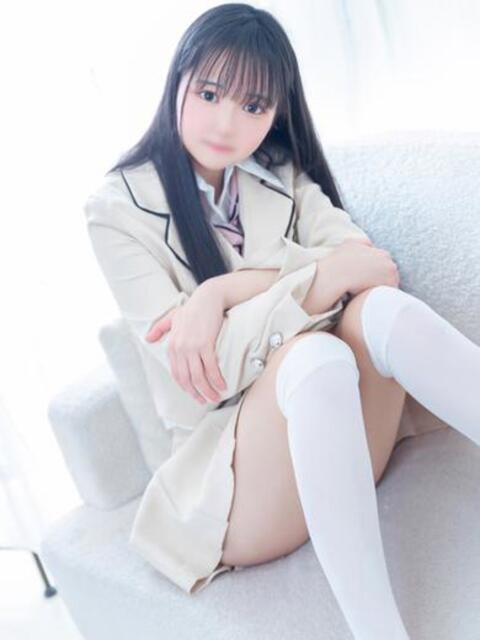 えみり E+アイドルスクール品川店（デリヘル）