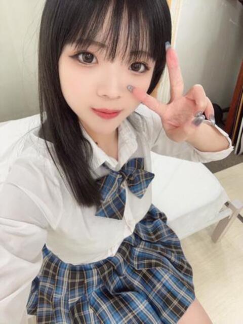 かれん ふぁーすと・きす（キス専門店舗型ヘルス）