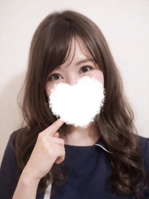 紬 (つむぎ)・Gランク 8Seasons(エイトシーズン)（【非風俗】メンズエステ）