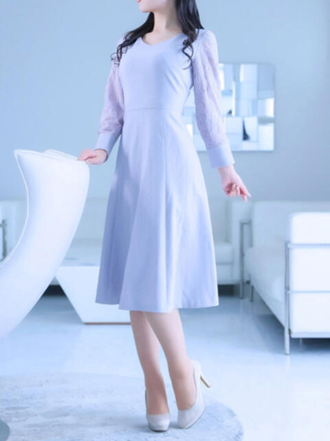 日向(ひなた) グランドオペラ福岡（高級デリヘル）