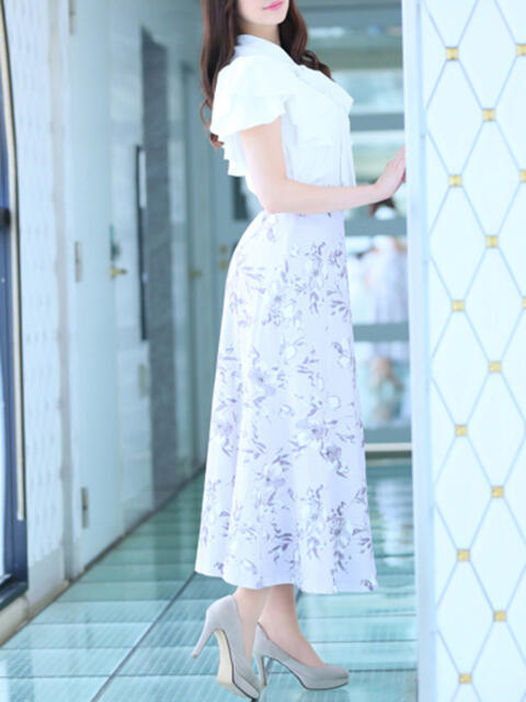凛奈(りな) グランドオペラ福岡（高級デリヘル）